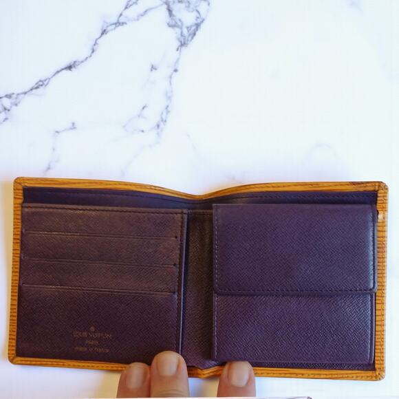 Louis Vuitton Marco Epi Leather Bifold Wallet Yellow - Picture 5 of 14